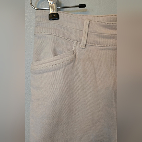 Ann Taylor The Easy Straight Cream Jeans Size 4 - Picture 4 of 7